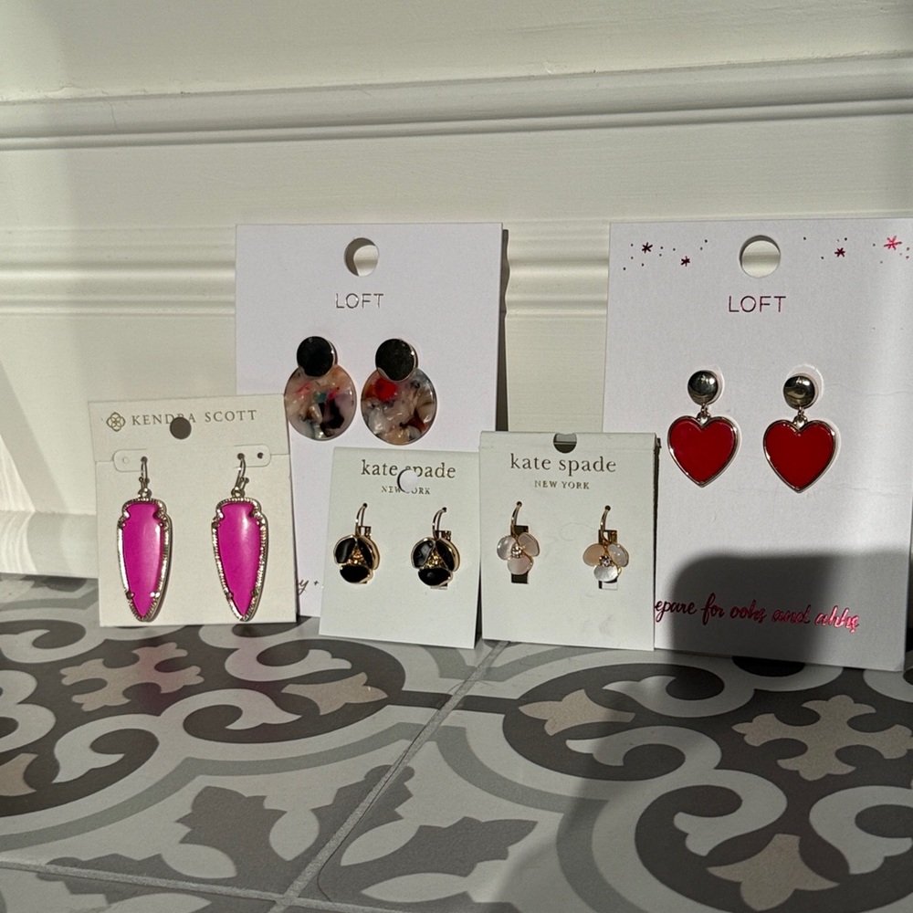 LOT of 5 pairs of earrings